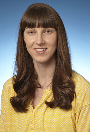 Julie Burris headshot