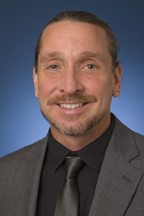 Dan McCune headshot